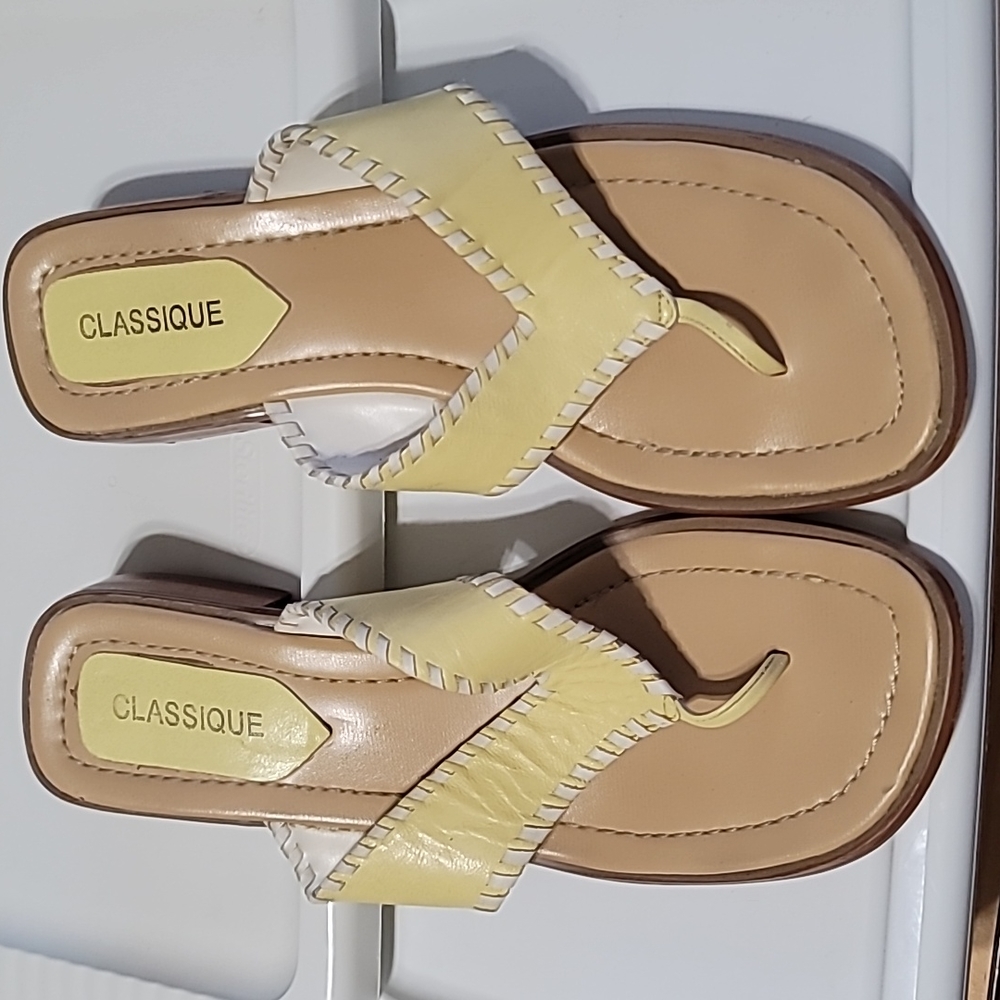 Classique Thong Sandals